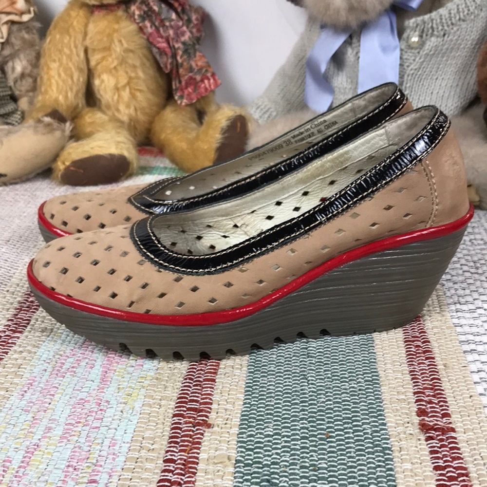 Fly London Women’s Beige Wedge Loafers with Red Trim